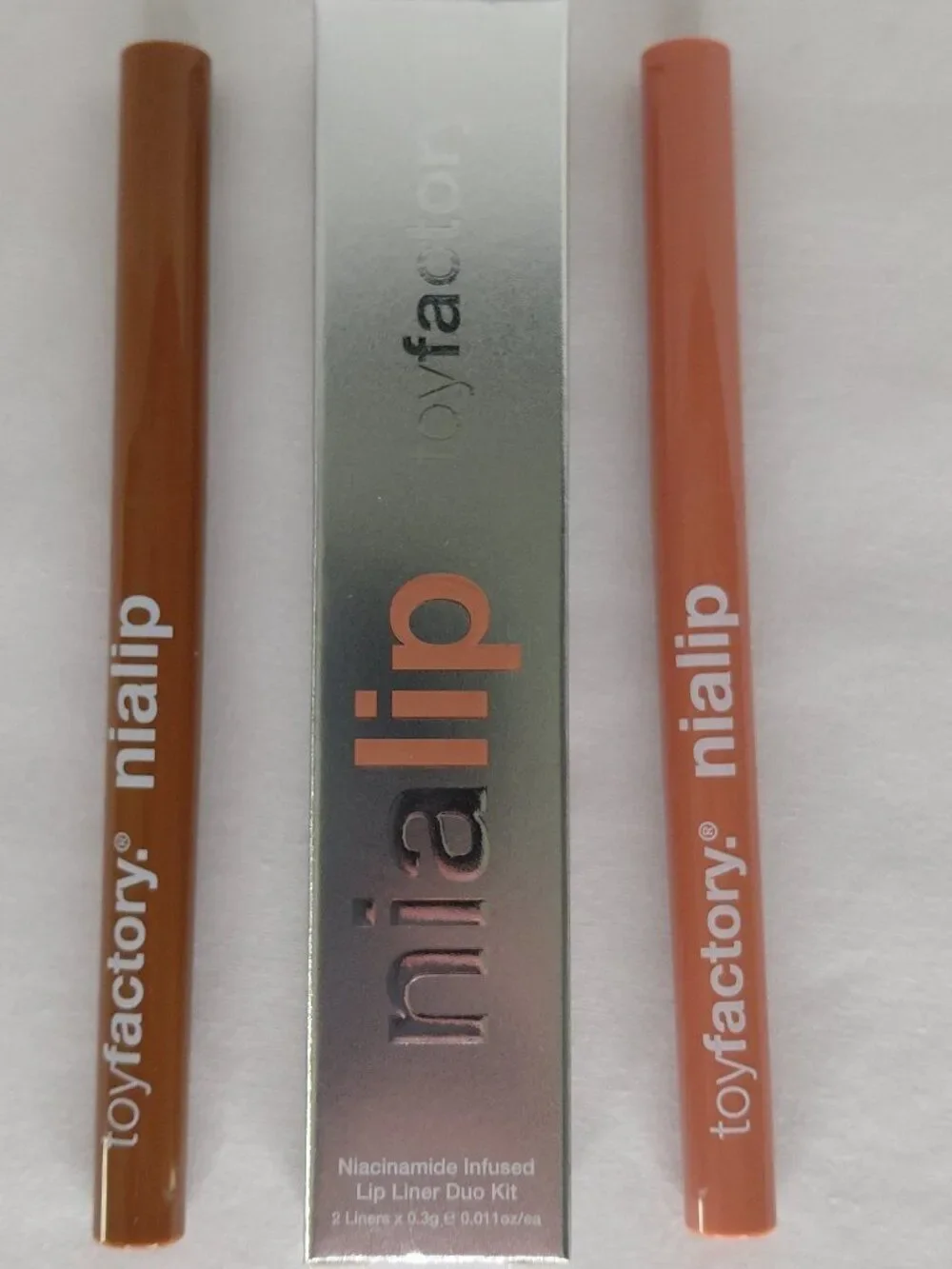 Toyfactory - Nialip Lip Liner in Nude Protocol + Deep Seek